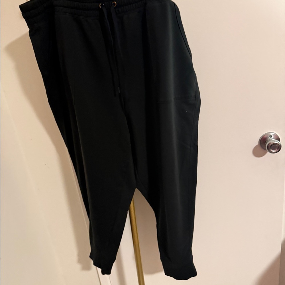 DSG Men's Black Sweatpants